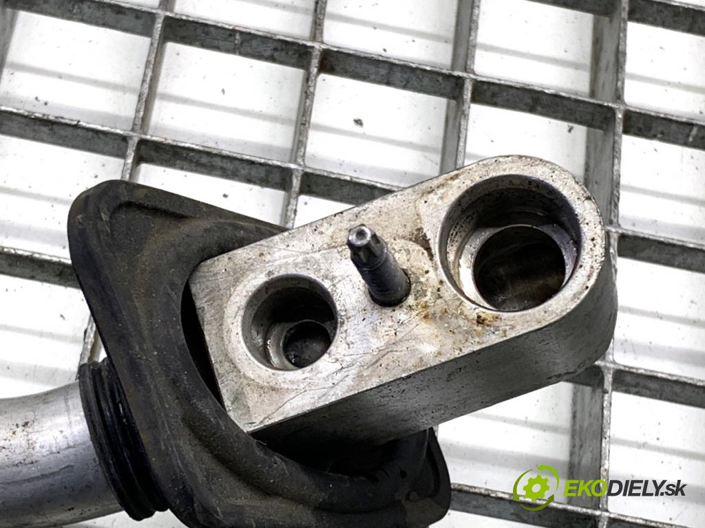 AUDI A5 F5 liftback 2020 140 kW 40 TDI 1968 rúrka klimatizácie 8W0816738 (Rúrka klimatizácie)