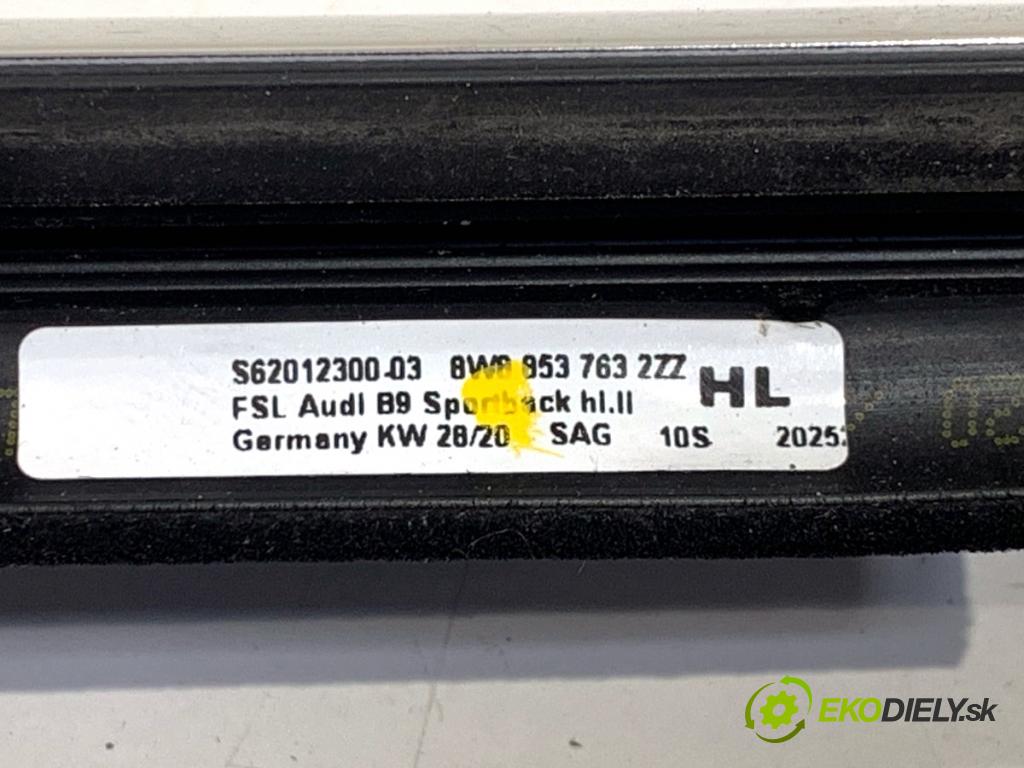 AUDI A5 F5 liftback 2020 140 kW 40 TDI 1968 Lišta Sbírání: zad ľavy 8W8853763