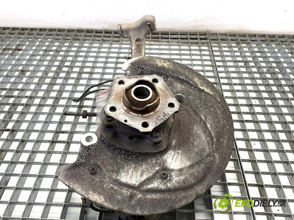 AUDI A5 F5 liftback 2020 140 kW 40 TDI 1968 náboj pravy predný 8W0407560