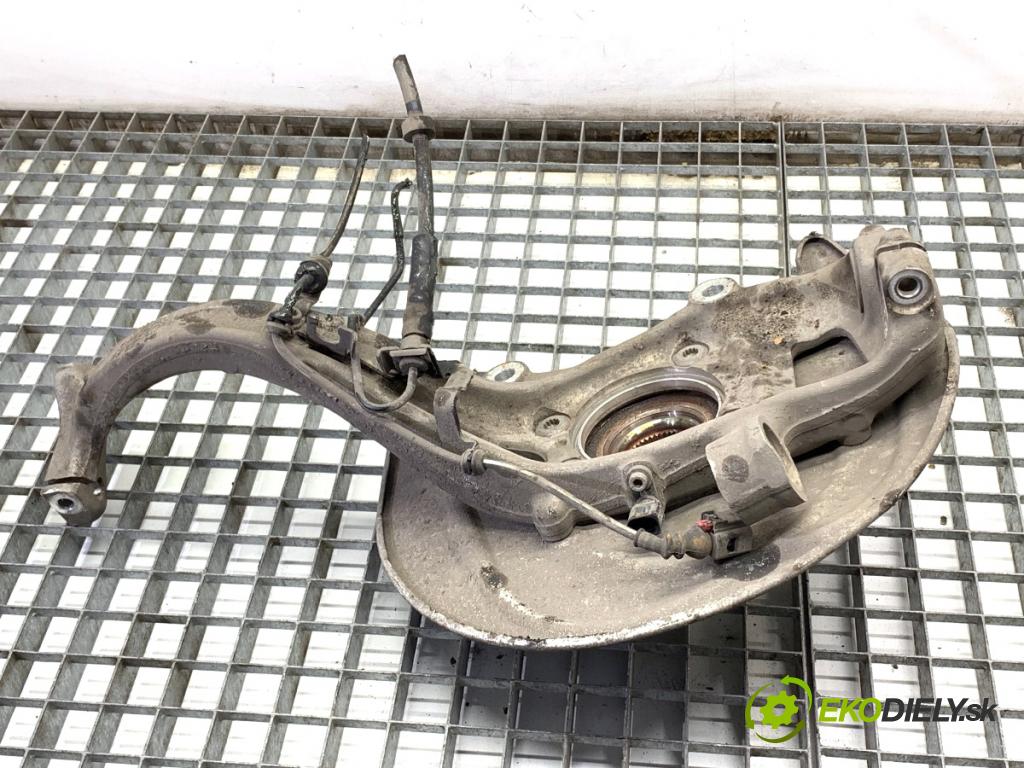 AUDI A5 F5 liftback 2020 140 kW 40 TDI 1968 náboj pravy predný 8W0407560