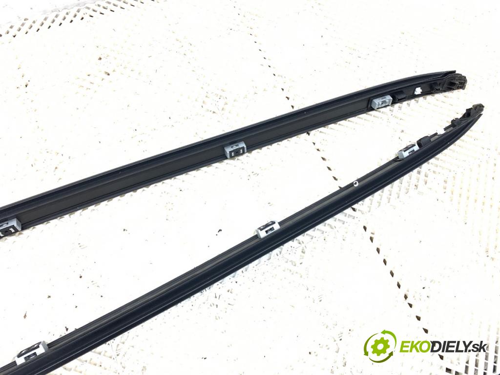SUZUKI VITARA SUV 2021 95 kW 1.4 Hybrid (Mild Hybrid) 1373 zábradlí: STŘECHA