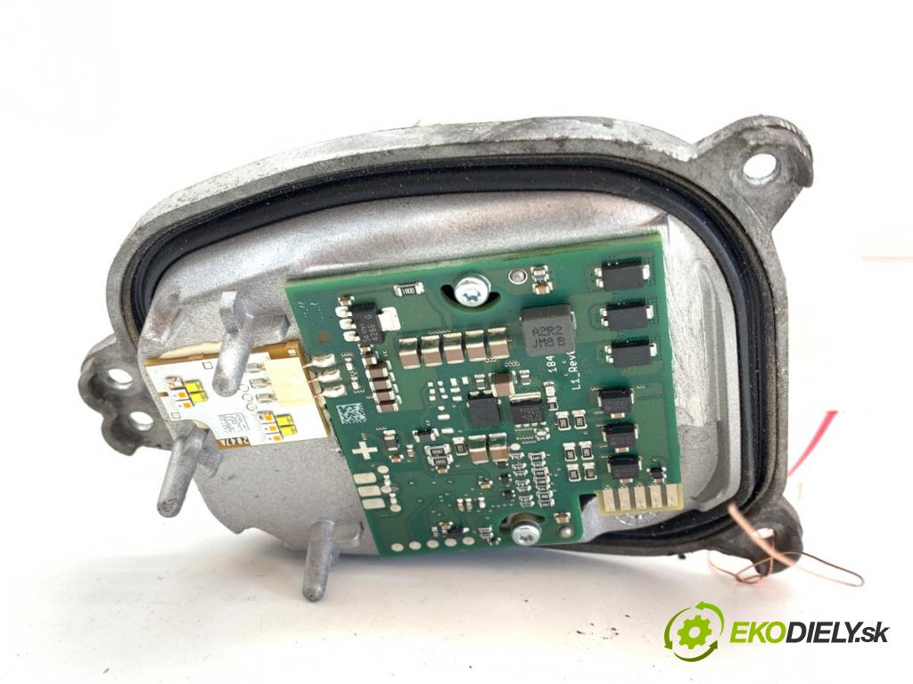 OPEL INSIGNIA B liftback 2018 147 kW 1.6 Turbo (68) 1598 modul LED 10500010030