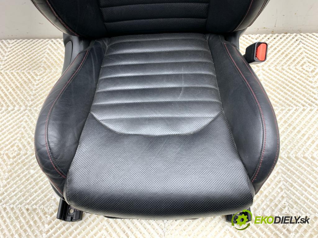 KIA OPTIMA Kombi 2016 104 kW 1.7 CRDi 1685 Sedadlo pravy predný