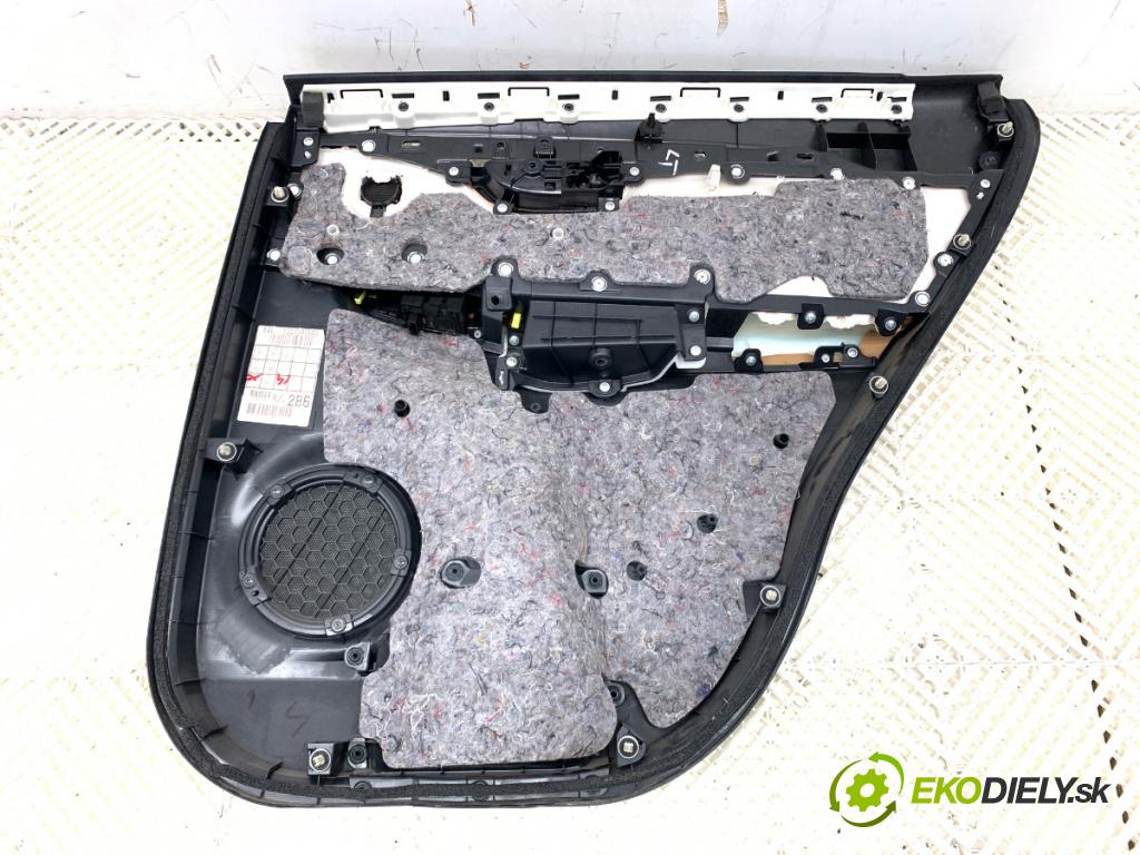 LEXUS NX SUV 2015 145 kW 300h AWD (AYZ15) 2494 ča dveře levý zadní část