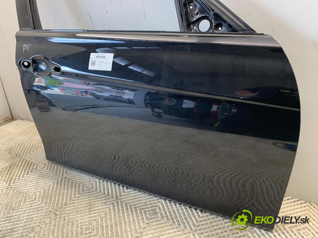 BMW F30 sedan 2014 155 kW 325 d 1995 Dvere pravy predný 475