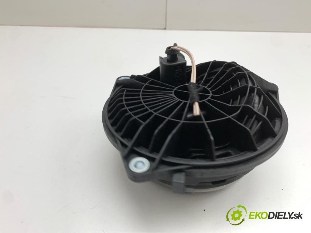VW PASSAT B7 sedan 2013 103 kW 2.0 TDI 1968 klika dveří zadní část 6R0827469D
