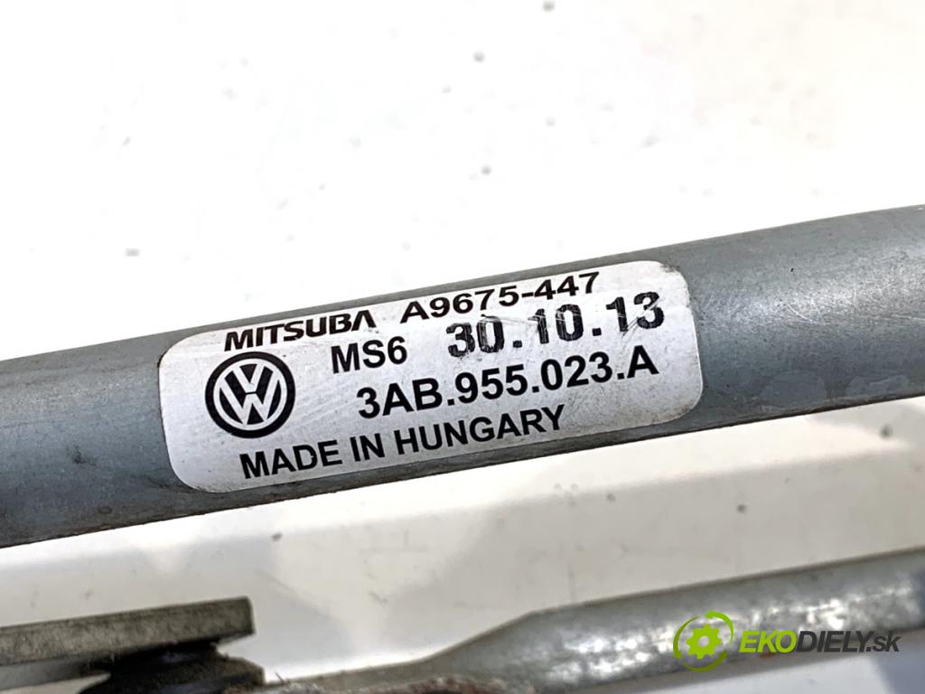 VW PASSAT B7 sedan 2013 103 kW 2.0 TDI 1968 mechanismus stěračů přední část 3AB955023A (Motorek stěračů přední)