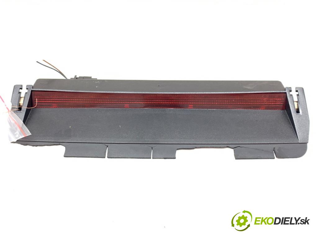 VW PASSAT B7 sedan 2013 103 kW 2.0 TDI 1968 Svetlo brzdových svetiel 3C5945087
