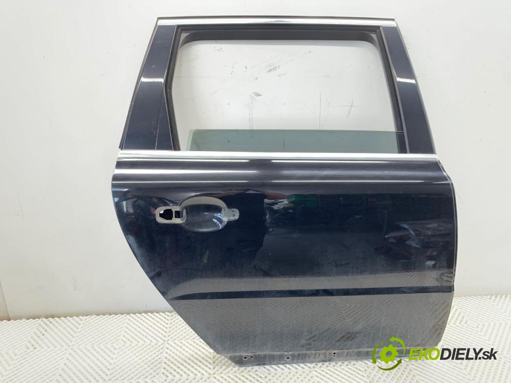 VOLVO V70 III Kombi 2010 170 kW 2.5 T 2521 Dvere pravy zad 019