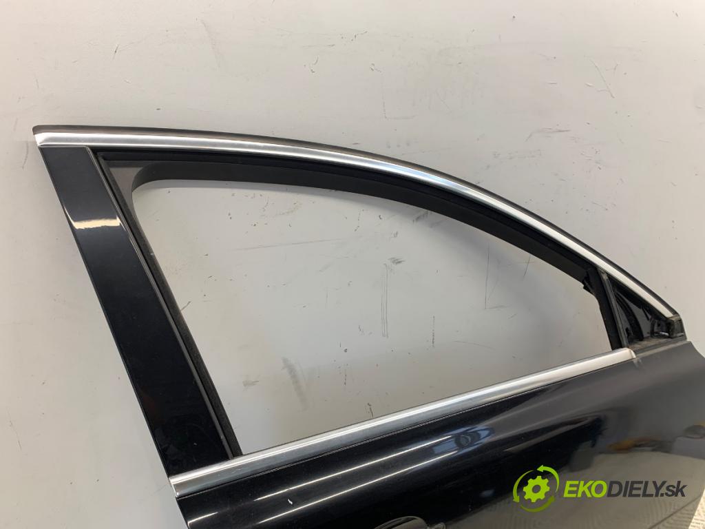 VOLVO V70 III Kombi 2010 170 kW 2.5 T 2521 Dvere pravy predný