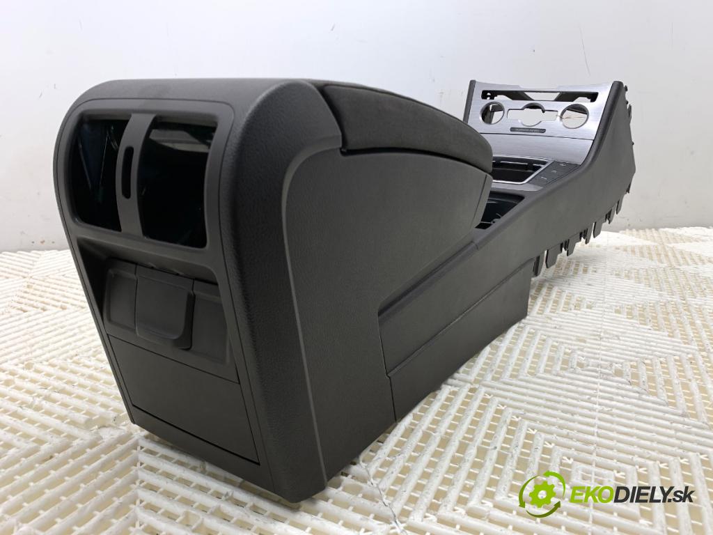 VW PASSAT B7 sedan 2013 103 kW 2.0 TDI 1968 Tunel středový  (Středový tunel)