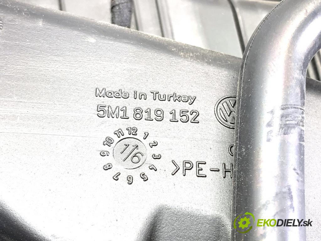AUDI Q3 I SUV 2016 147 kW 2.0 TFSI quattro 1984 Výhrevné teleso, radiátor kúrenia KOMBAJN 1K1820308E