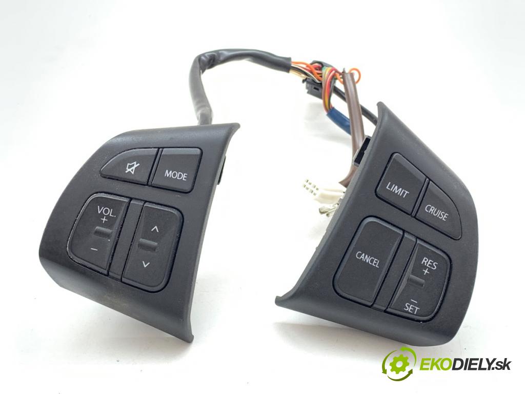 SUZUKI SX4 liftback 2019 103 kW 1.4 T (AKK 414) 1373 SPÍNAČE: volantu 