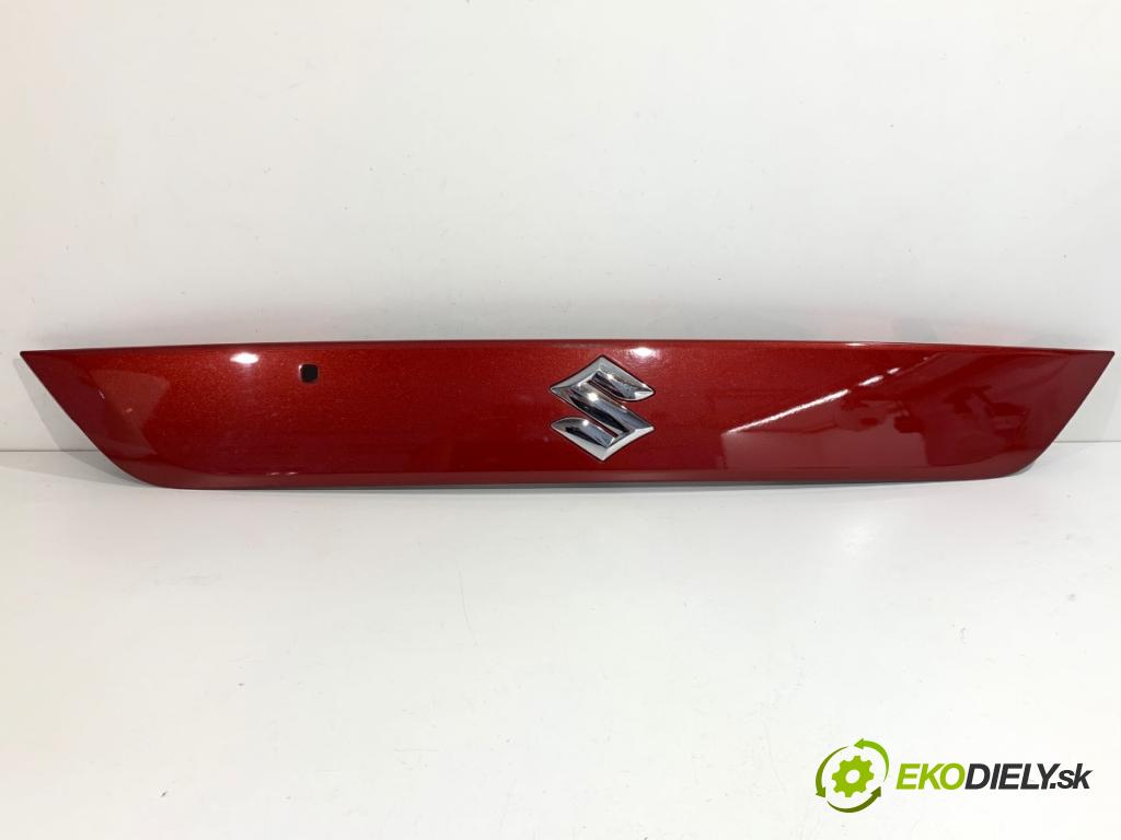 SUZUKI SX4 liftback 2019 103 kW 1.4 T (AKK 414) 1373 lišta dveří zadní část 