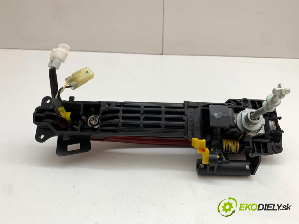 SUZUKI SX4 liftback 2019 103 kW 1.4 T (AKK 414) 1373 klika vnejší levý přední část