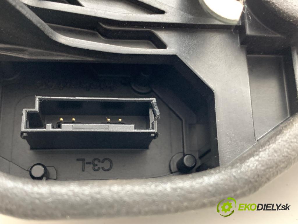 BMW F30 sedan 2014 155 kW 325 d 1995 zámok dveře levý zadní část