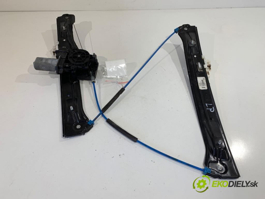 BMW F30 sedan 2014 155 kW 325 d 1995 mechanismus okna levý přední část 7259823