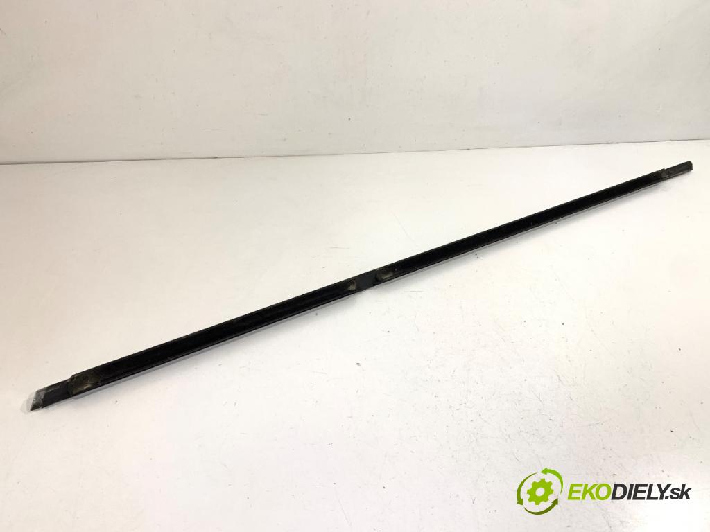 BMW F30 sedan 2014 155 kW 325 d 1995 Lišta Sbírání: zad pravy 7309043