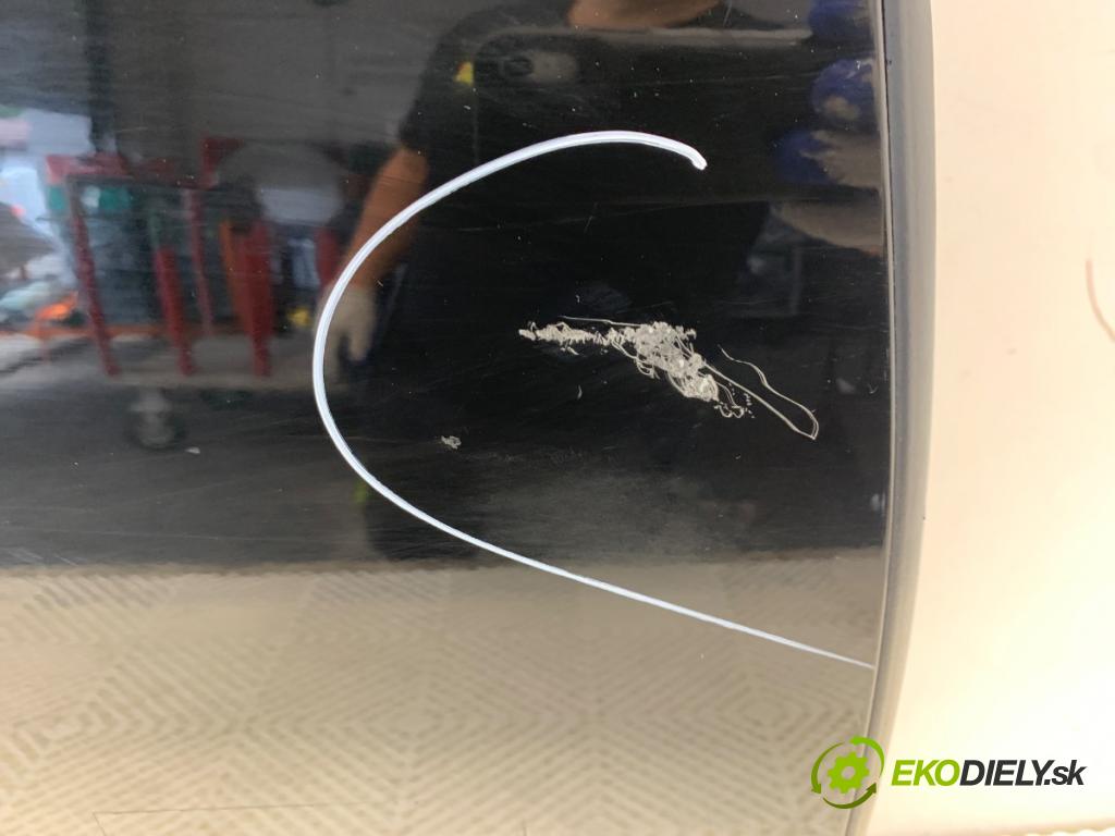LEXUS CT liftback 2020 100 kW 200h (ZWA10_) 1798 Dvere pravy zad