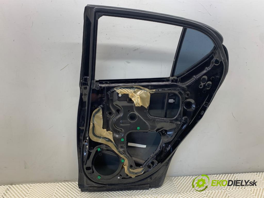 LEXUS CT liftback 2020 100 kW 200h (ZWA10_) 1798 Dvere pravy zad