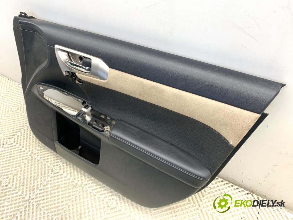 LEXUS CT liftback 2020 100 kW 200h (ZWA10_) 1798 ča dveře pravý přední část