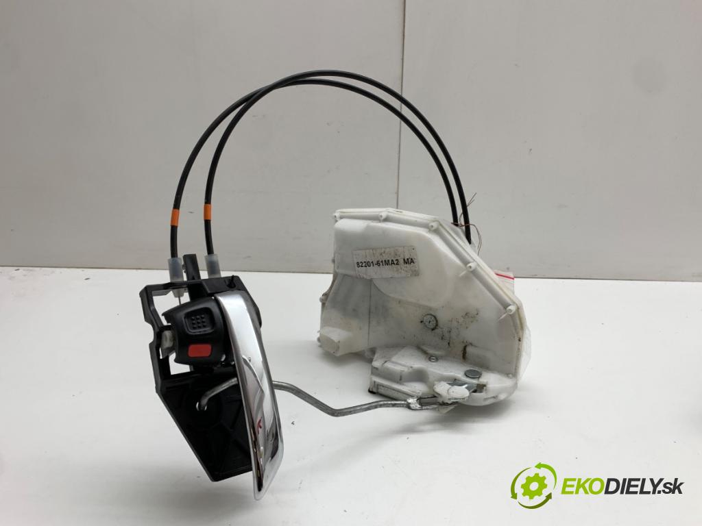 SUZUKI SX4 liftback 2019 103 kW 1.4 T (AKK 414) 1373 zámok dveře pravý přední část klika vnitřní 82201-61MA2