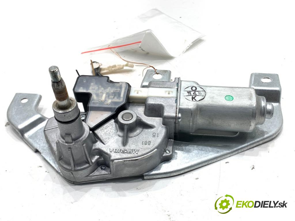 SUZUKI SX4 liftback 2019 103 kW 1.4 T (AKK 414) 1373 motor stěračů zadní část 