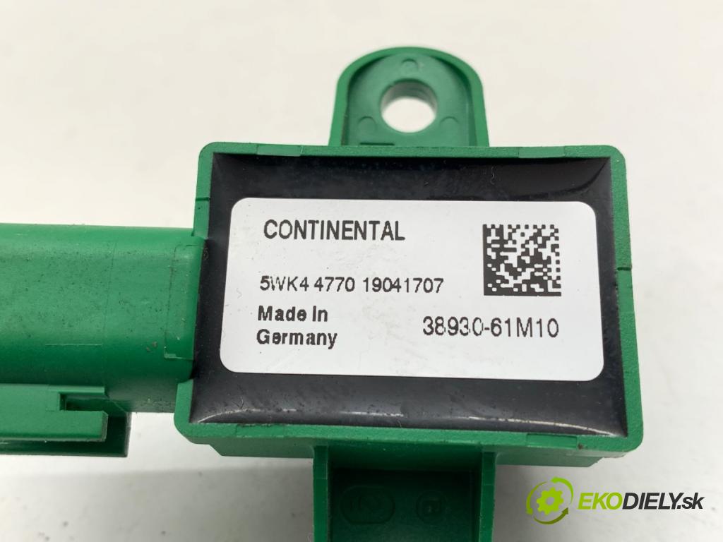 SUZUKI SX4 liftback 2019 103 kW 1.4 T (AKK 414) 1373 snímač nárazu 38930-61M10 (Snímač nárazu)