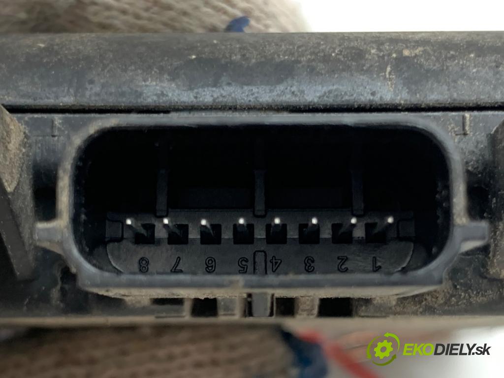 OPEL INSIGNIA B Kombi 2017 121 kW 1.5 (35) 1490 modul MRTVÍ klapka 84129137