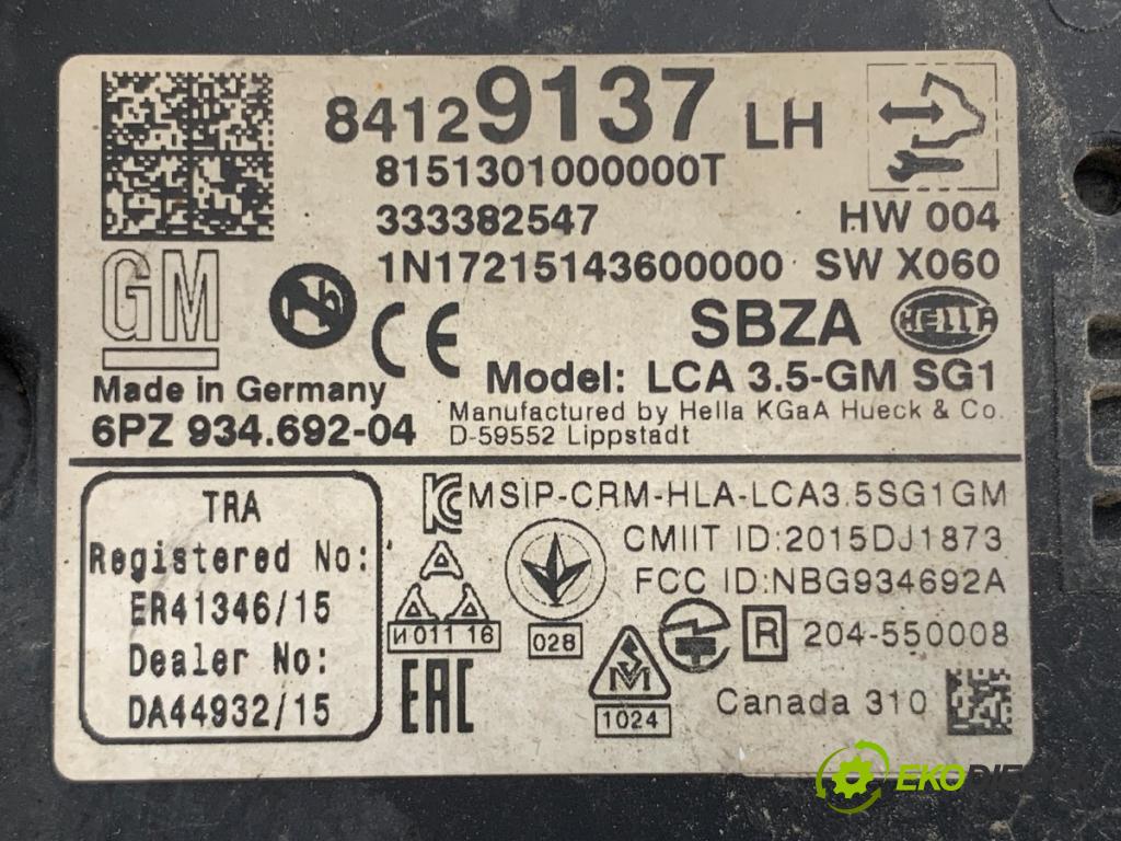 OPEL INSIGNIA B Kombi 2017 121 kW 1.5 (35) 1490 modul MRTVÍ klapka 84129137