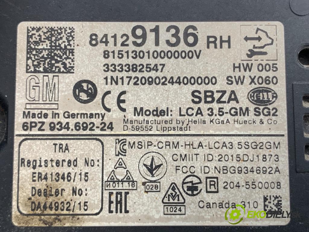 OPEL INSIGNIA B Kombi 2017 121 kW 1.5 (35) 1490 modul MRTVÍ klapka 84129136