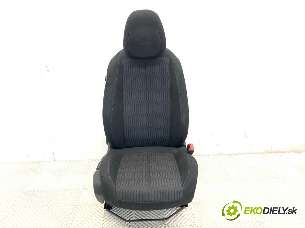 PEUGEOT 308 SW II Kombi 2014 88 kW 1.6 BlueHDi 120 1560 Sedadlo pravy predný 