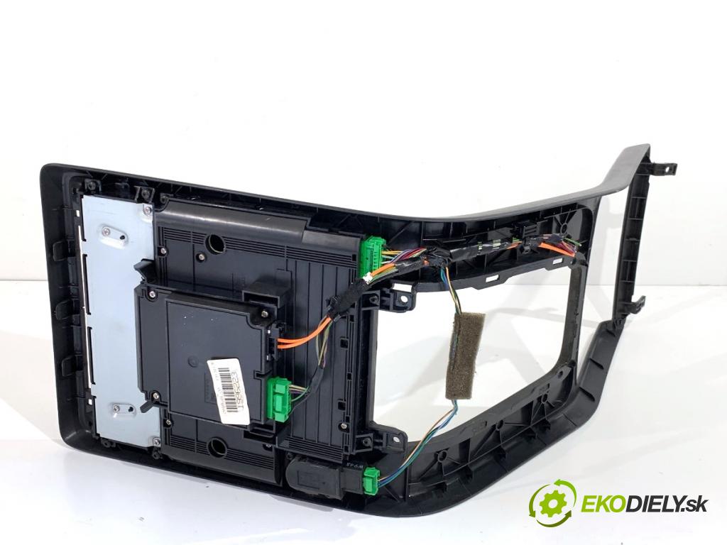 VOLVO V70 III Kombi 2010 170 kW 2.5 T 2521 Panel ovládania kúrenia  (Prepínacie páčky pod volantom)