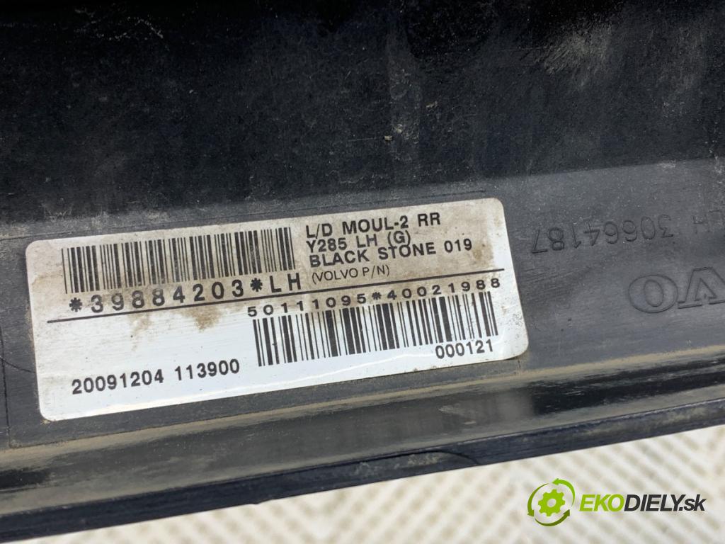 VOLVO V70 III Kombi 2010 170 kW 2.5 T 2521 lišta dveře levý zadní část 39884203