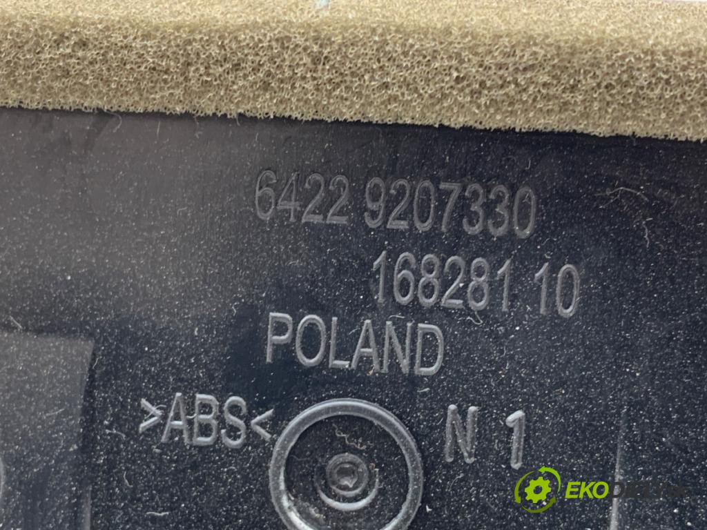 BMW F30 sedan 2014 155 kW 325 d 1995 mří topení zadní část 926535001
