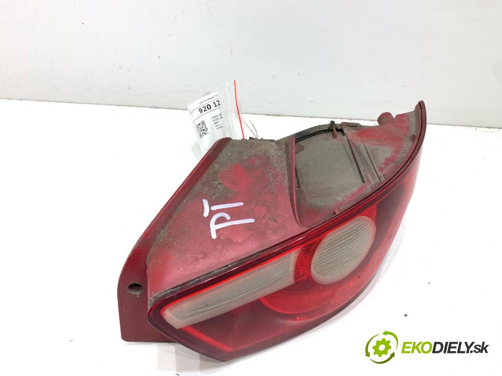 SEAT IBIZA IV liftback 2009 51 kW 1.2 1198 světlo pravý zadní část
