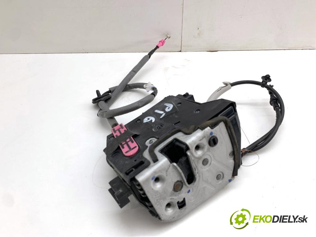 JEEP GRAND CHEROKEE WL SUV 2021 210 kW 3.6 4WD 3604 zámok Dvere pravy zad 