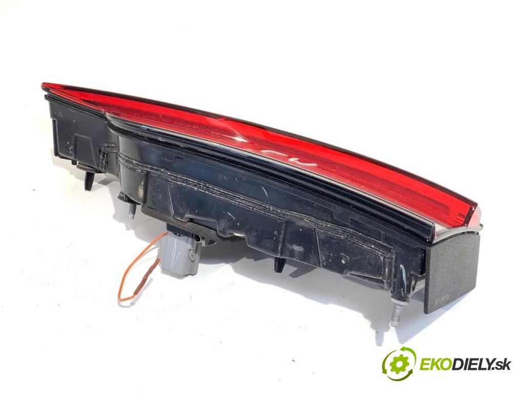 JEEP GRAND CHEROKEE WL SUV 2021 210 kW 3.6 4WD 3604 Svetlo pravy zad vnútorná F00HTC413405