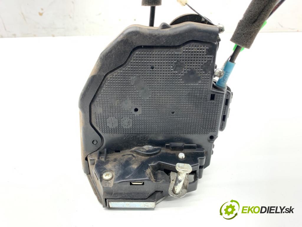 LEXUS CT liftback 2020 100 kW 200h (ZWA10_) 1798 zámok dveře pravý zadní část