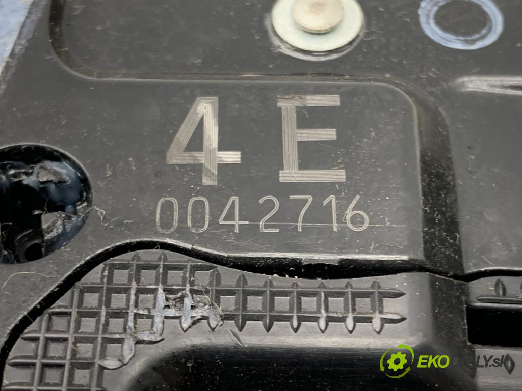 LEXUS CT liftback 2020 100 kW 200h (ZWA10_) 1798 zámok dveře levý zadní část