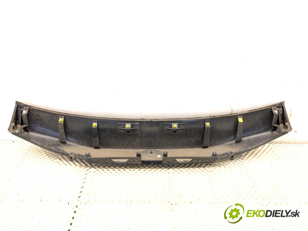 LEXUS CT liftback 2020 100 kW 200h (ZWA10_) 1798 zadní část - čelo dveří zadní část 76827-76010