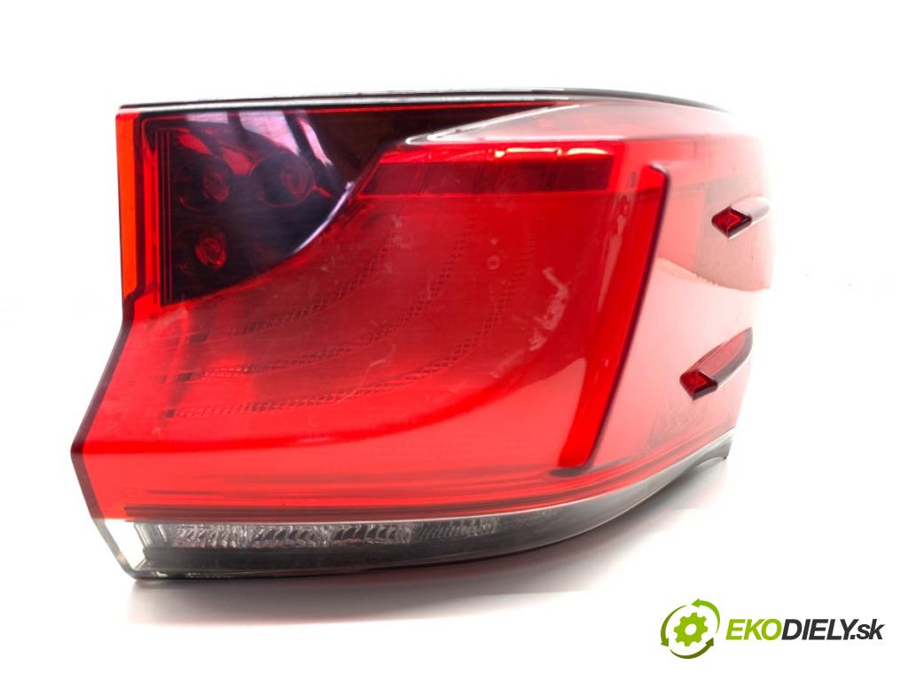 LEXUS CT liftback 2020 100 kW 200h (ZWA10_) 1798 světlo pravý zadní část