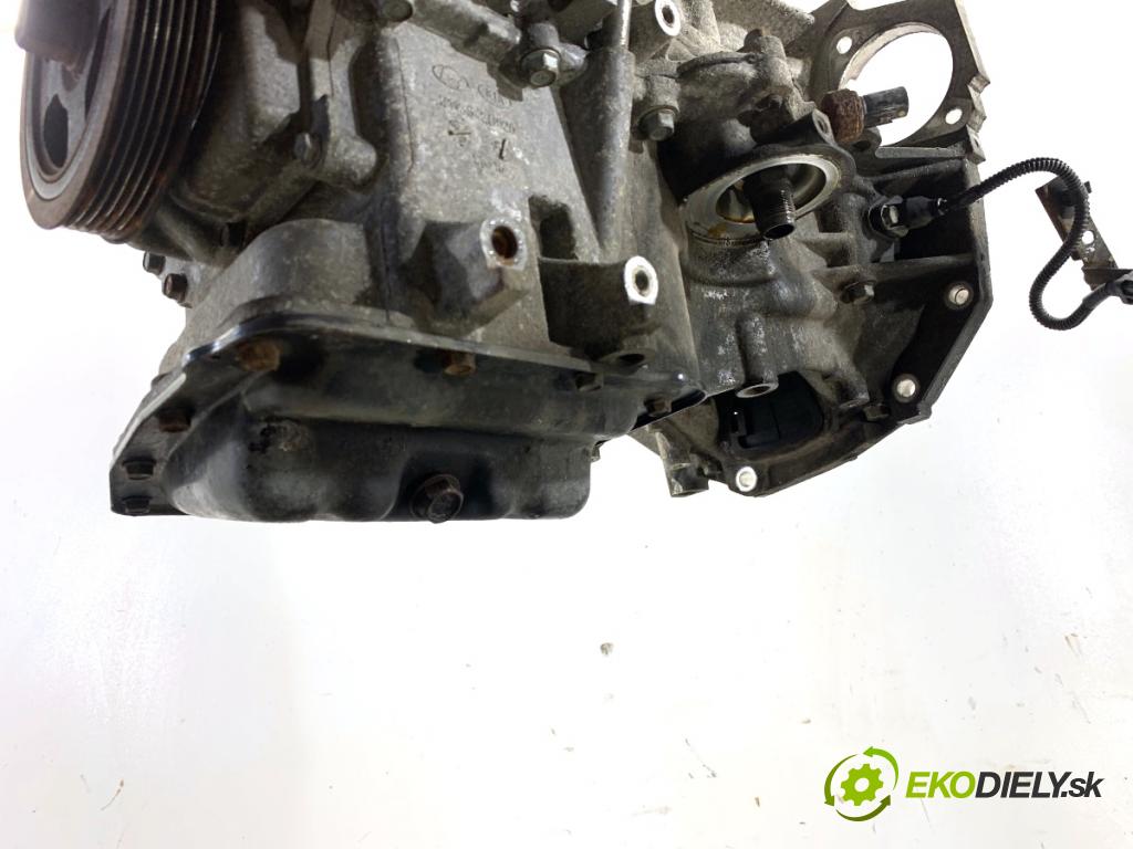 HYUNDAI i30 liftback 2014 74 kW 1.4 1368 Motor G4FA (Motor)