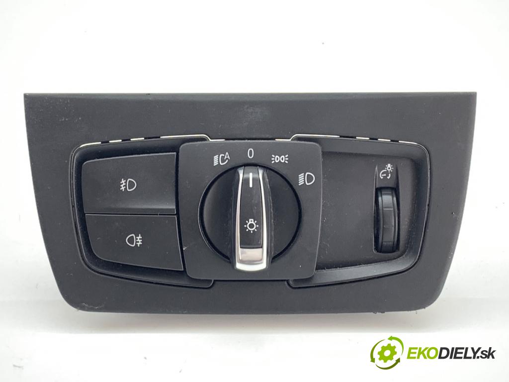 BMW F30 sedan 2014 155 kW 325 d 1995 Spínač svetiel 9265303