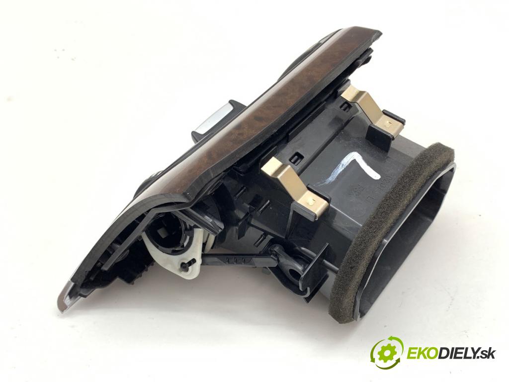 BMW F30 sedan 2014 155 kW 325 d 1995 Mriežky kúrenia ľavy predný 9218549