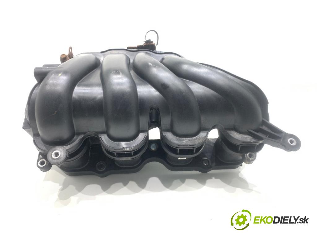 HYUNDAI i30 liftback 2014 74 kW 1.4 1368 potrubí sání  (Sací potrubí)