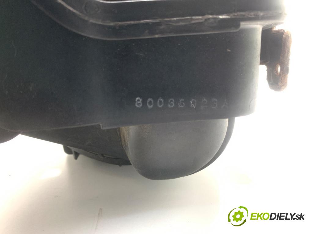 HYUNDAI i30 liftback 2014 74 kW 1.4 1368 potrubí sání  (Sací potrubí)