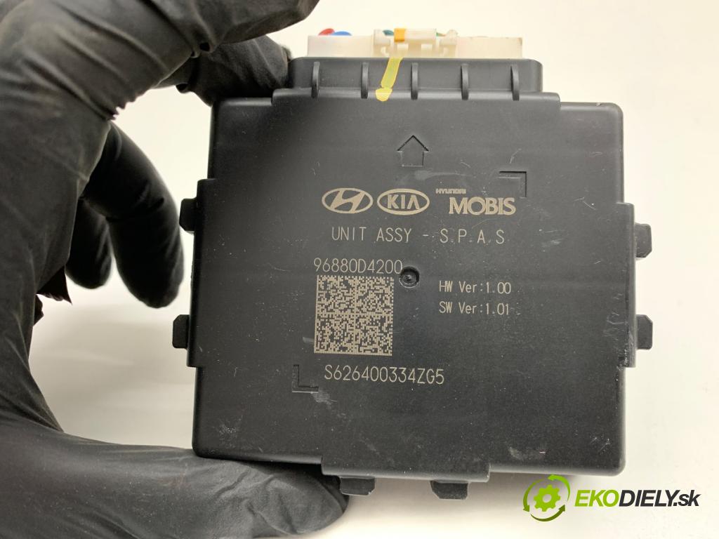 KIA OPTIMA Kombi 2016 104 kW 1.7 CRDi 1685 Modul PDC 96880D4200 (Riadiaca jednotka ostatné)