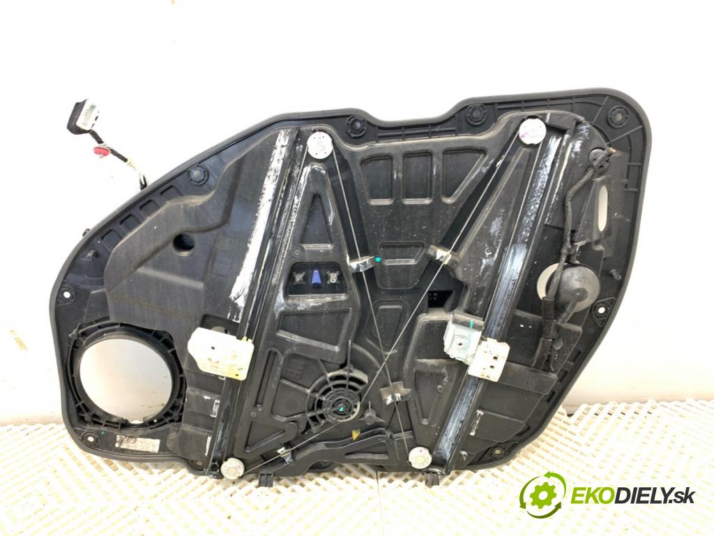 KIA OPTIMA Kombi 2016 104 kW 1.7 CRDi 1685 mechanismus okna levý přední část 82450D4000