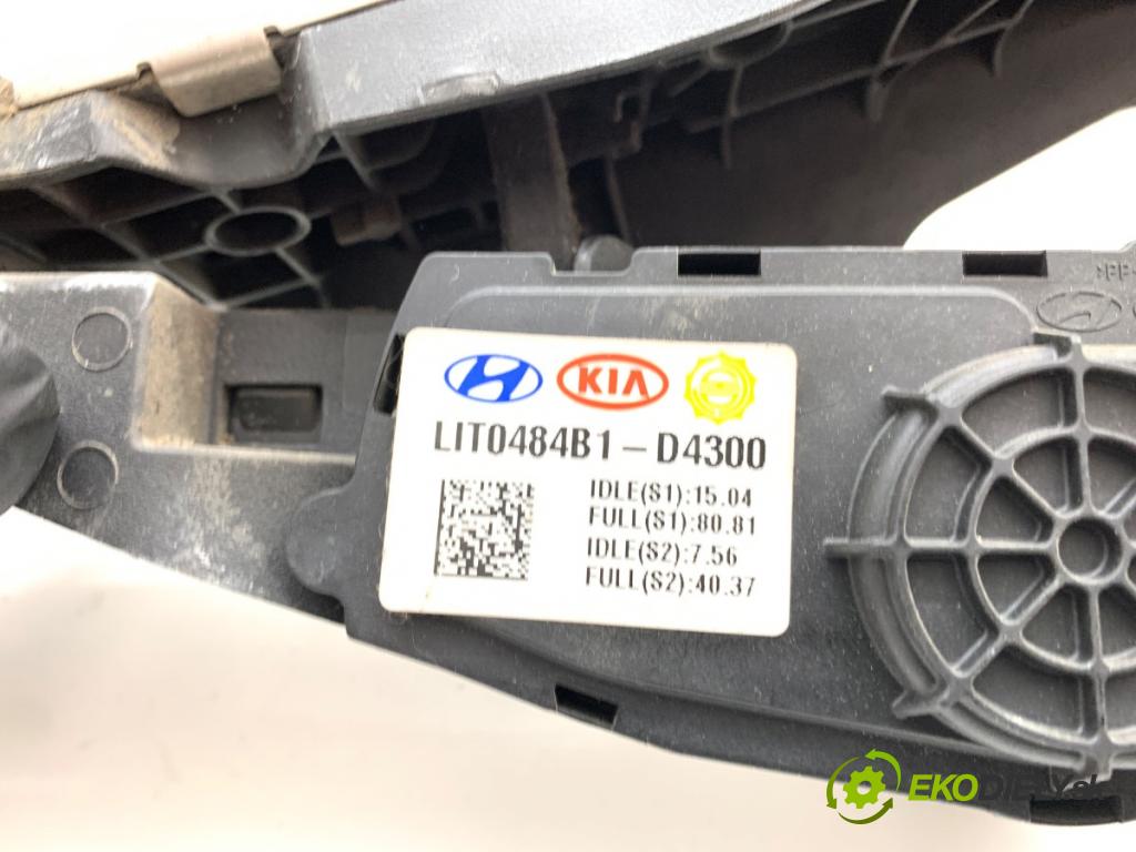 KIA OPTIMA Kombi 2016 104 kW 1.7 CRDi 1685 potenciometr plynového pedálu 0484B1-D4300 (Potenciometr plynového pedálu)